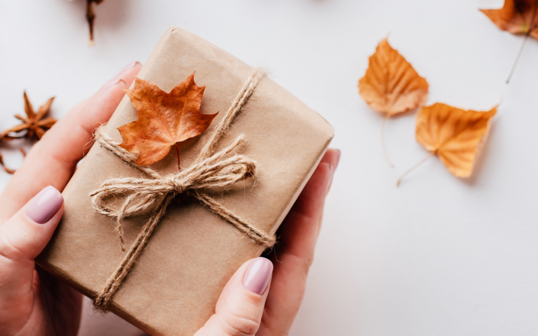 8 Thoughtful Thanksgiving Gifts for Customers in 2024