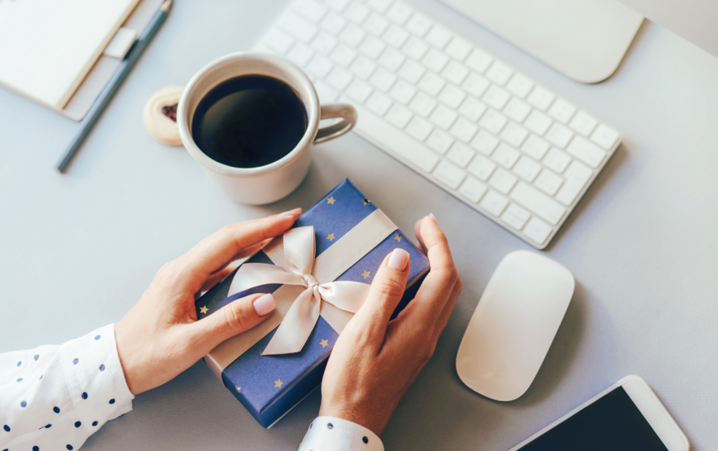 corporate gifting service